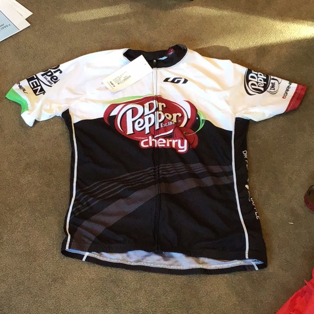 Women’s Garneau Dr Pepper Bike Jersey XL - New without tags